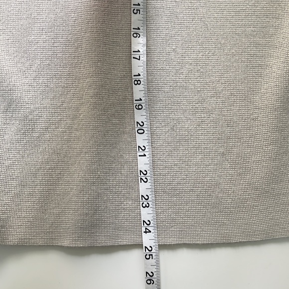 NEW J. Crew COLLECTION Minimalist Wool Blend Oatmeal Preppy V-Neck Knit Top - Picture 14 of 15